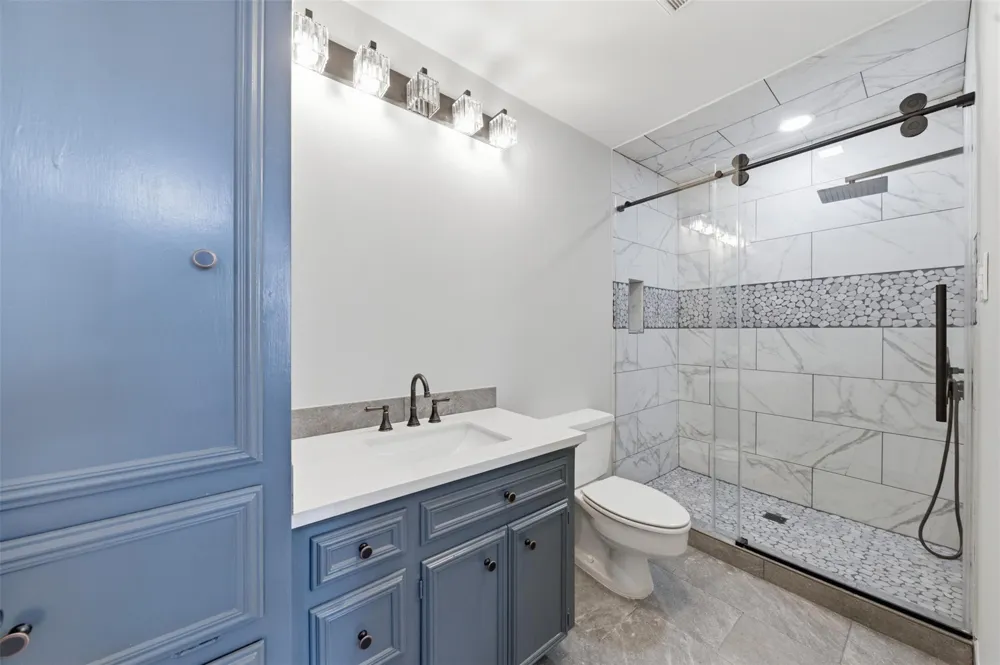 8614 Oakford Drive Houston, TX 77024