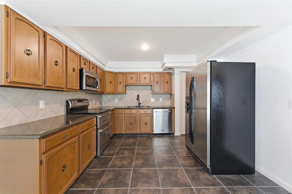 8614 Oakford Drive Houston, TX 77024