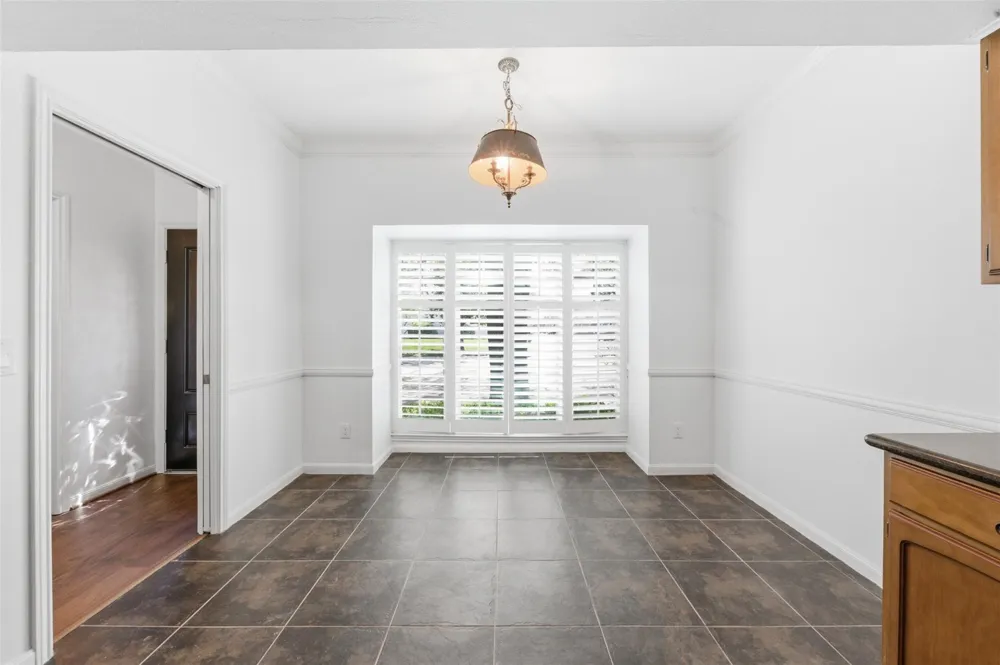 8614 Oakford Drive Houston, TX 77024