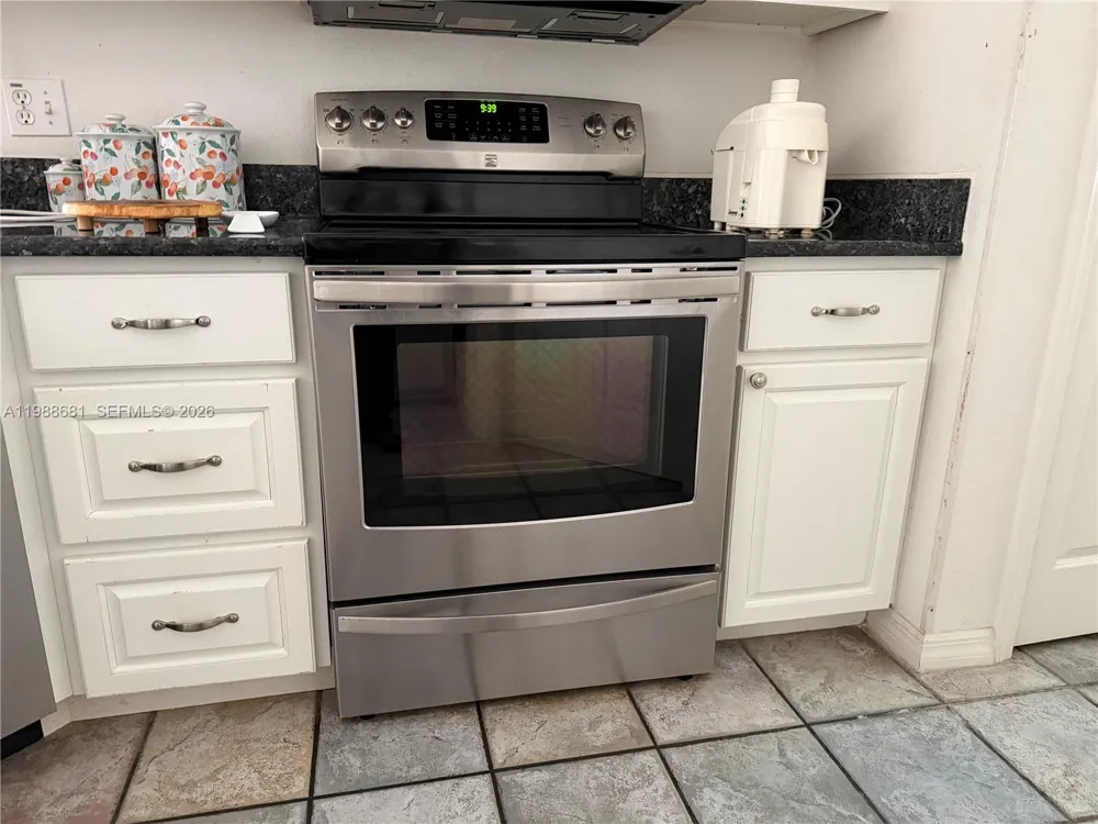 Address Not Shown Davenport, FL 33897