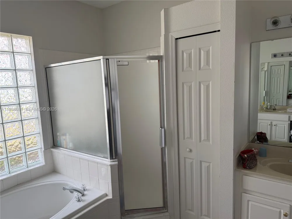 Address Not Shown Davenport, FL 33897