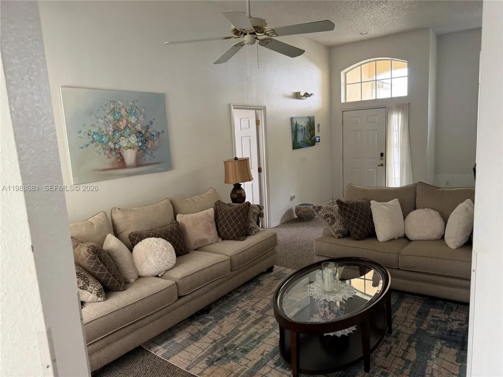 Address Not Shown Davenport, FL 33897