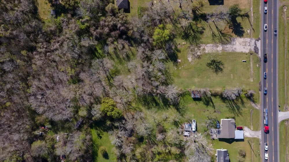 Fm 1960 Dayton, TX 77535