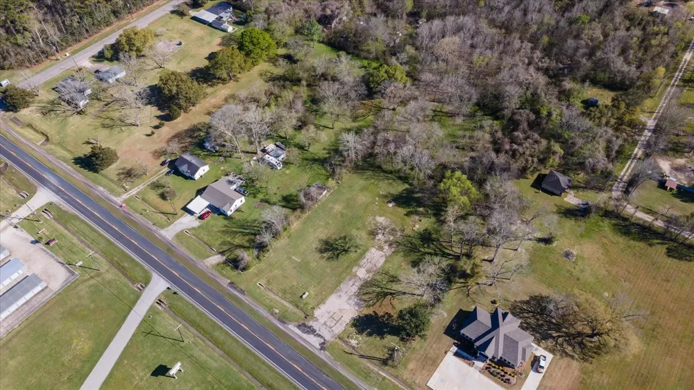Fm 1960 Dayton, TX 77535