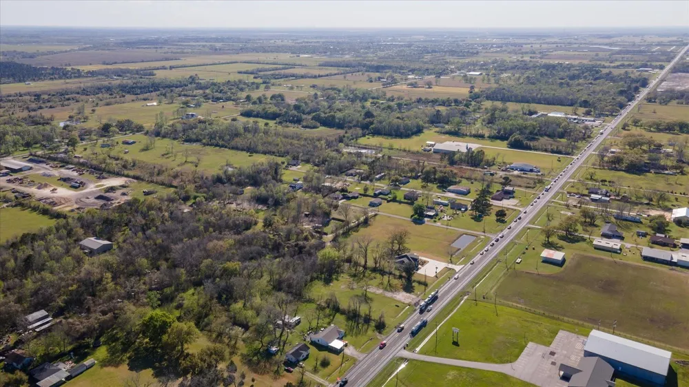 Fm 1960 Dayton, TX 77535
