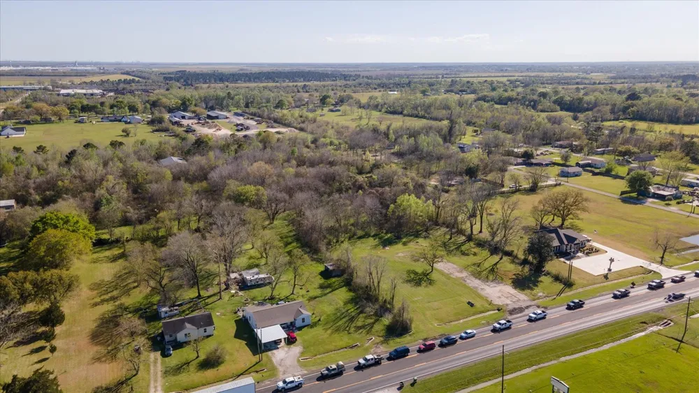 Fm 1960 Dayton, TX 77535