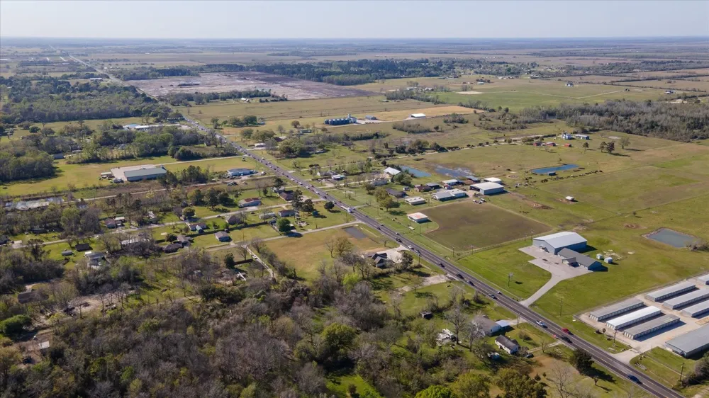 Fm 1960 Dayton, TX 77535