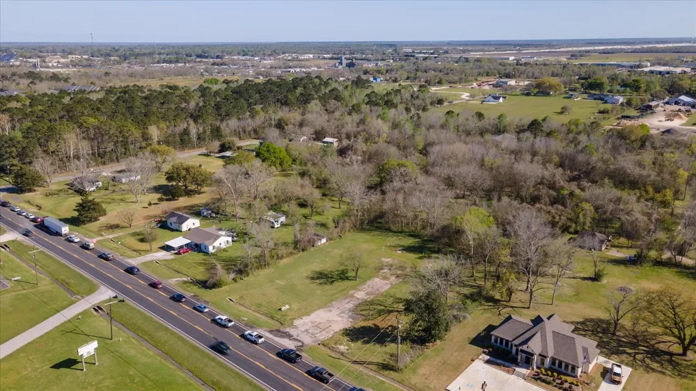 Fm 1960 Dayton, TX 77535