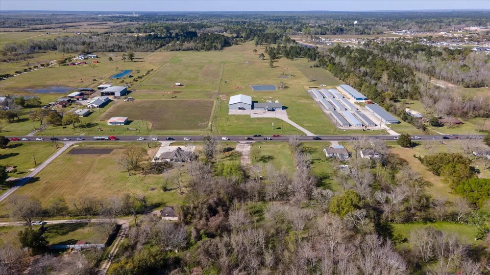 Fm 1960 Dayton, TX 77535