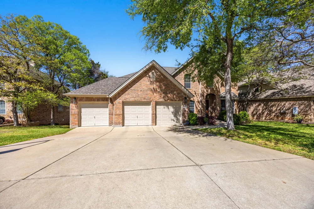 128 Las Colinas Drive Georgetown, TX 78628