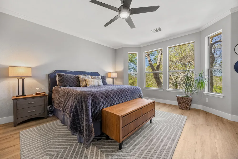 128 Las Colinas Drive Georgetown, TX 78628