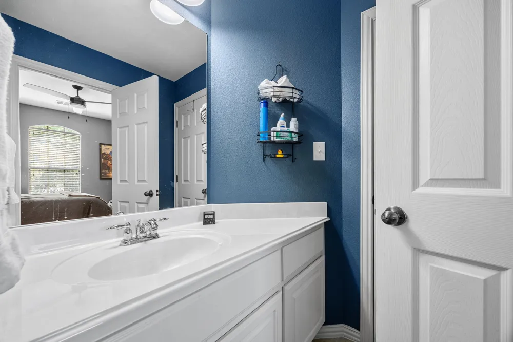 128 Las Colinas Drive Georgetown, TX 78628