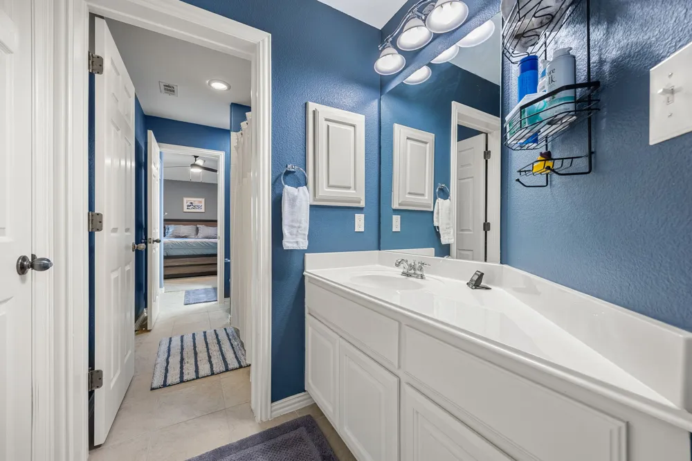 128 Las Colinas Drive Georgetown, TX 78628