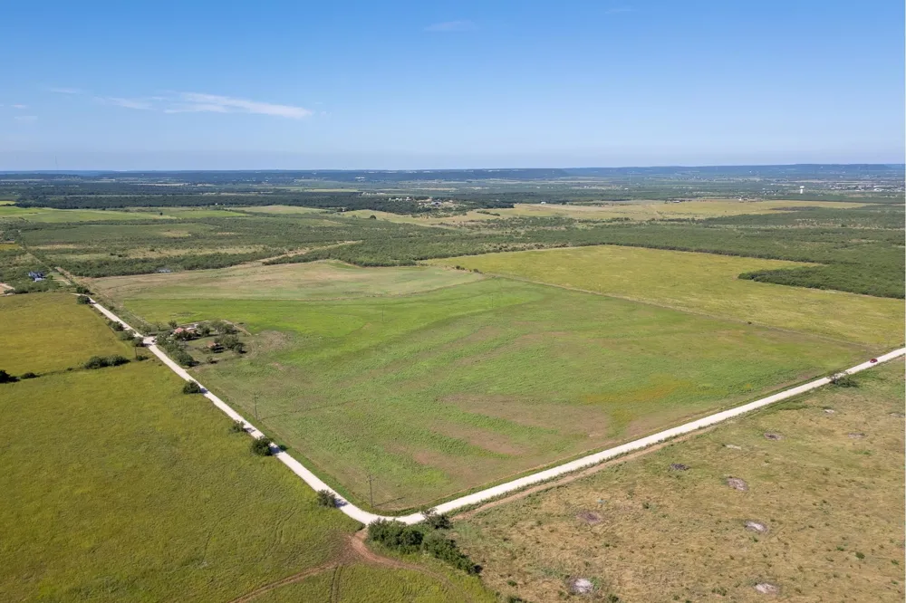 11775 CR 242 Clyde, TX 79510