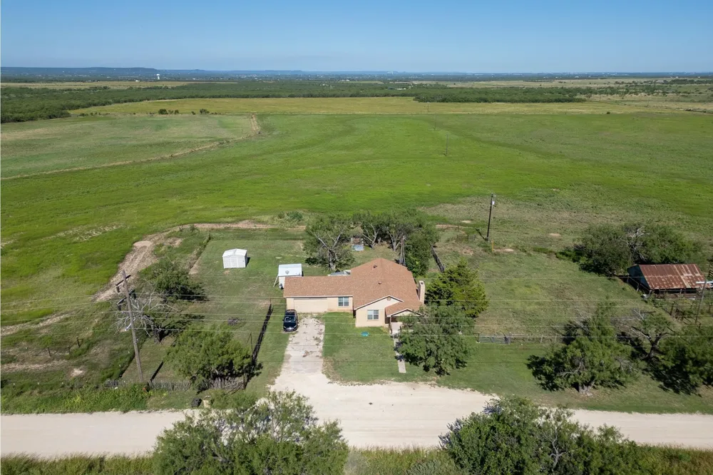 11775 CR 242 Clyde, TX 79510
