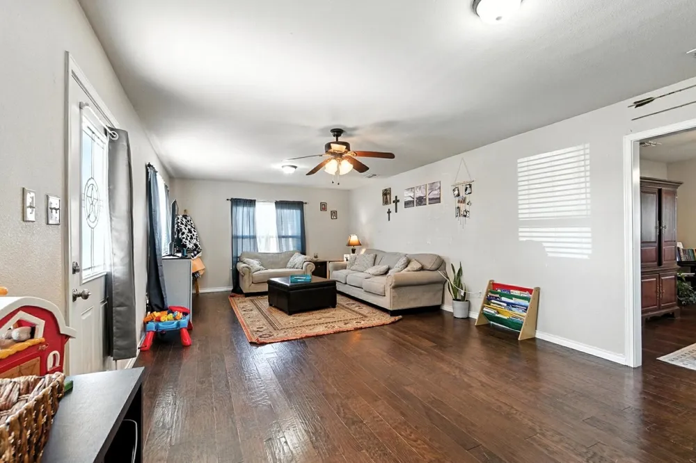 11775 CR 242 Clyde, TX 79510