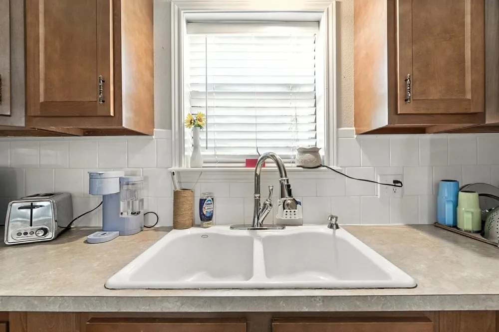11775 CR 242 Clyde, TX 79510