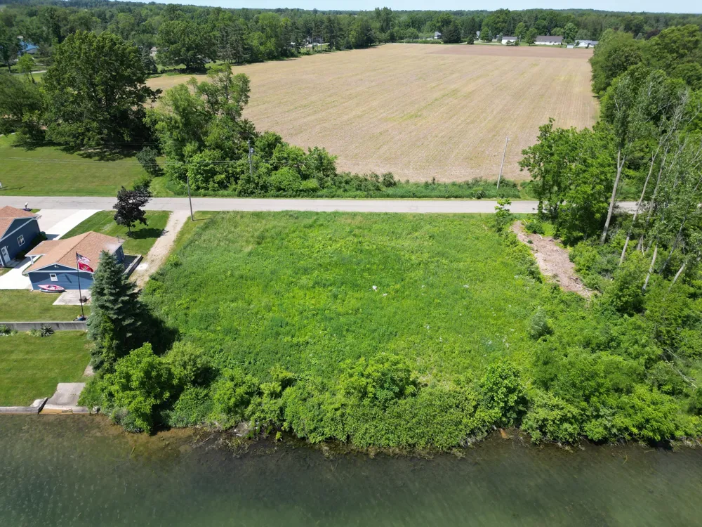 Knollwood Drive Sturgis, MI 49091