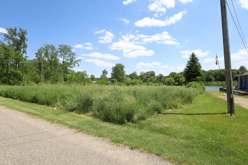 Knollwood Drive Sturgis, MI 49091