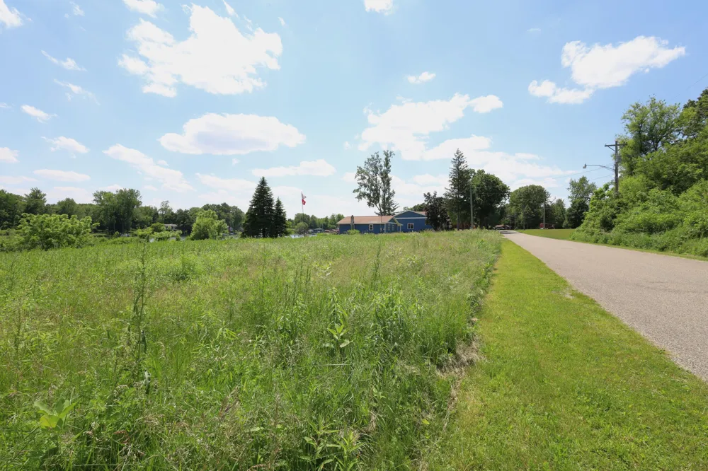 Knollwood Drive Sturgis, MI 49091
