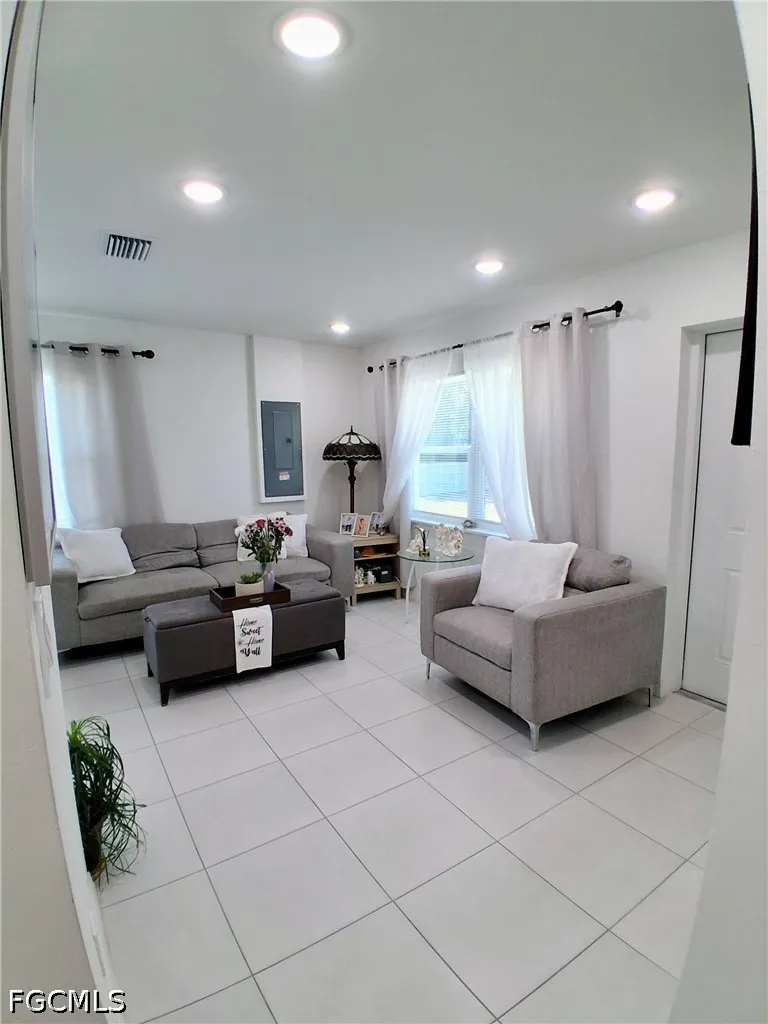 Lindero Street Clewiston, FL 33440