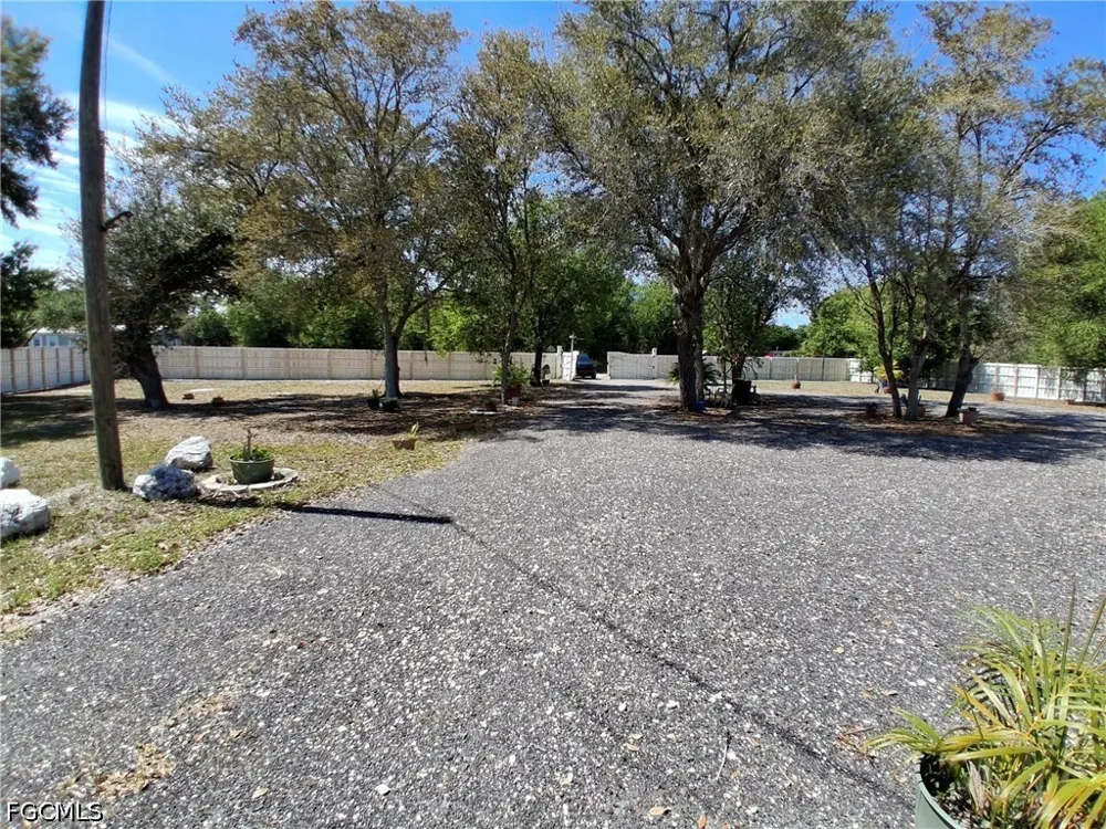 Lindero Street Clewiston, FL 33440