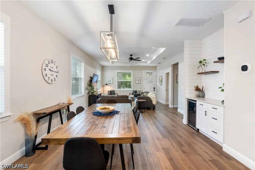 E Giddens Avenue Tampa, FL 33603