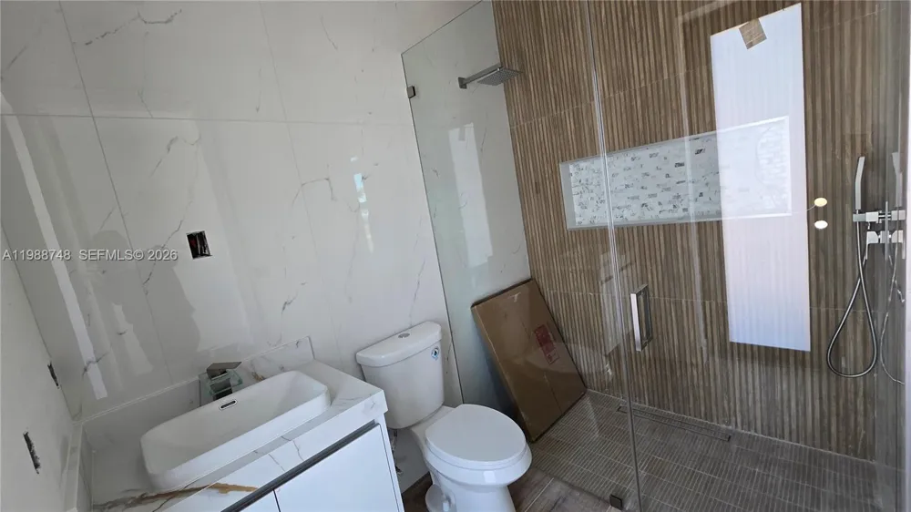 2006 Nelson RD N Cape Coral, FL 33993