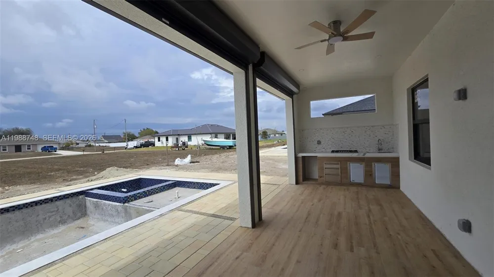 2006 Nelson RD N Cape Coral, FL 33993