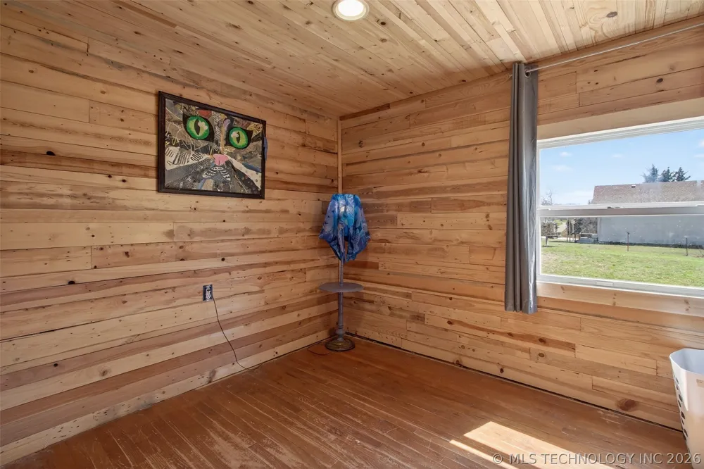 11930 S 4220 ROAD Claremore, OK 74017