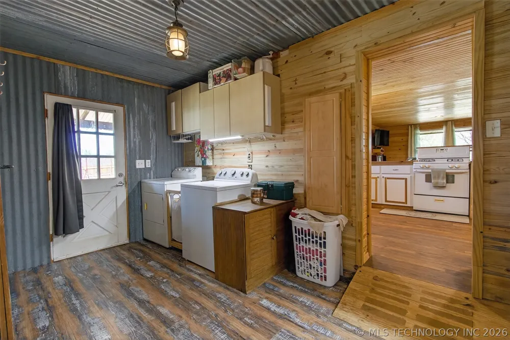 11930 S 4220 ROAD Claremore, OK 74017