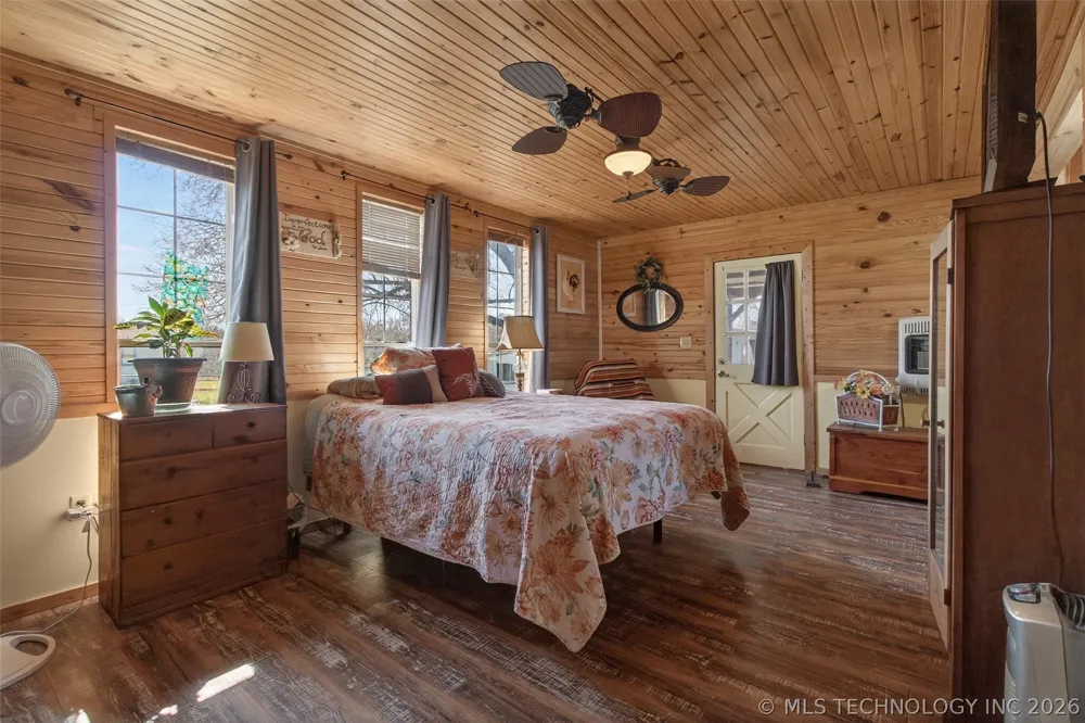 11930 S 4220 ROAD Claremore, OK 74017
