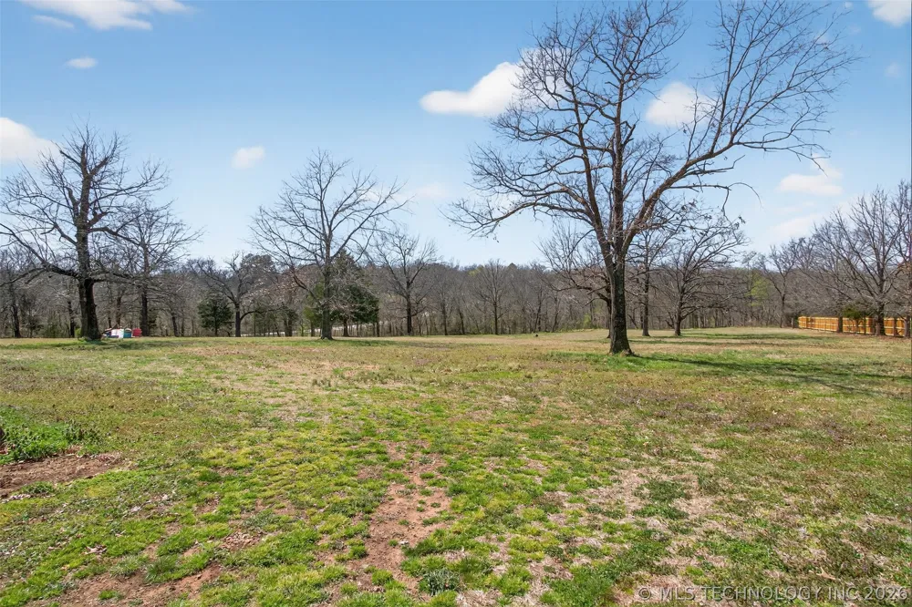 11930 S 4220 ROAD Claremore, OK 74017