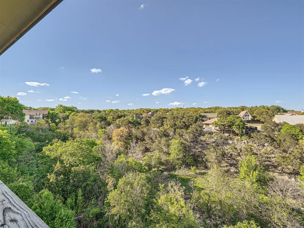 507 Venture Boulevard S Point Venture, TX 78645