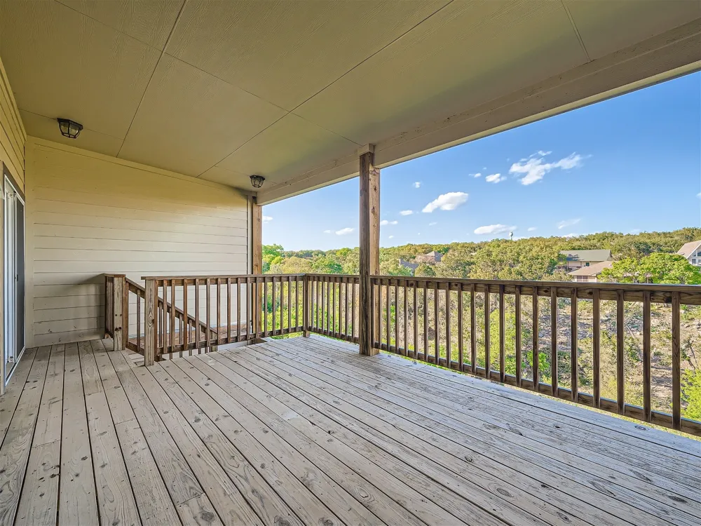 507 Venture Boulevard S Point Venture, TX 78645