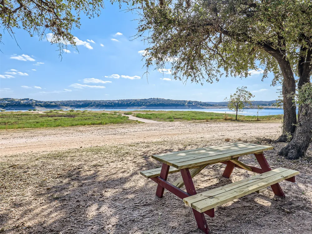 507 Venture Boulevard S Point Venture, TX 78645