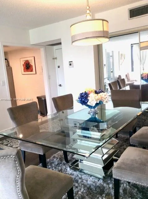 3701 Country Club Dr #504 Aventura, FL 33180