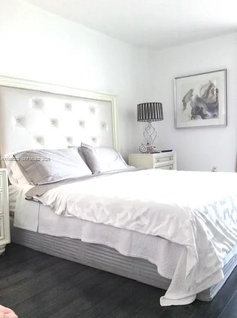 3701 Country Club Dr #504 Aventura, FL 33180