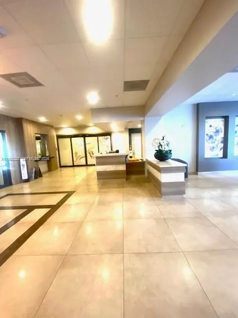 3701 Country Club Dr #504 Aventura, FL 33180