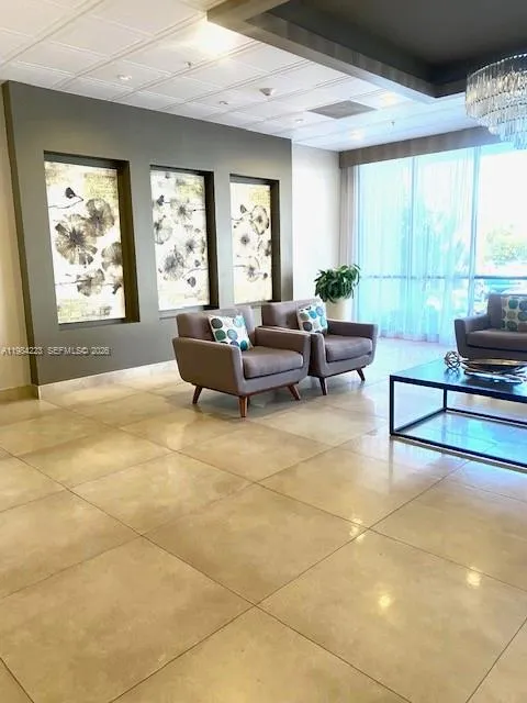 3701 Country Club Dr #504 Aventura, FL 33180