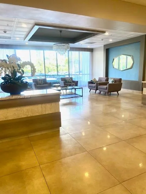3701 Country Club Dr #504 Aventura, FL 33180