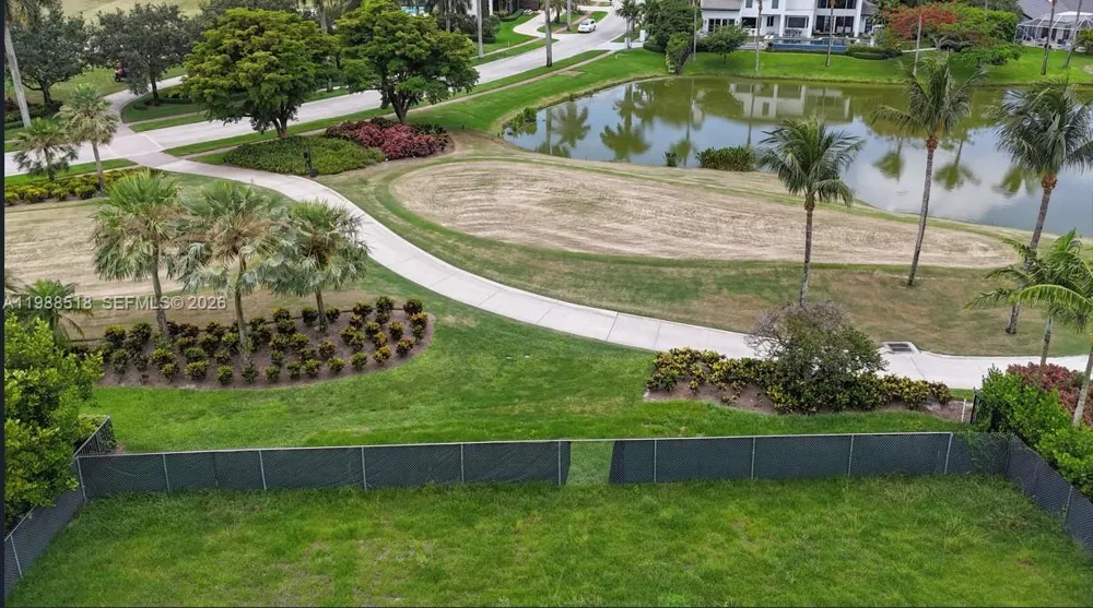 17591 Scarsdale Way Boca Raton, FL 33496