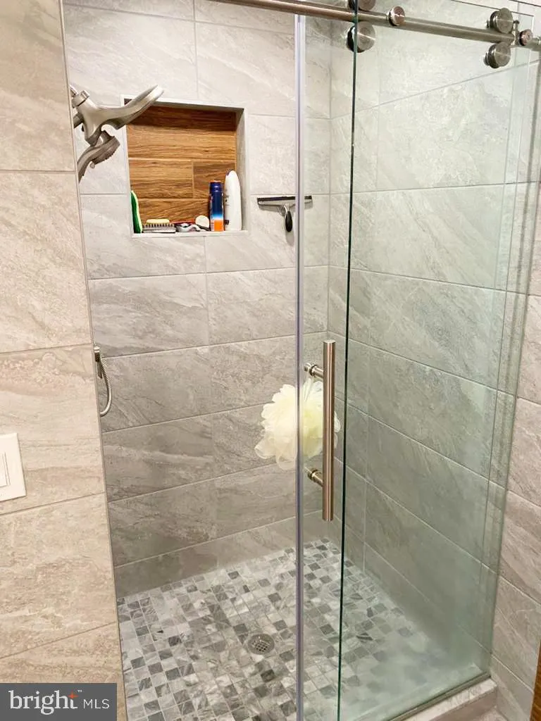 1630 WELSH ROAD #40E Philadelphia, PA 19115