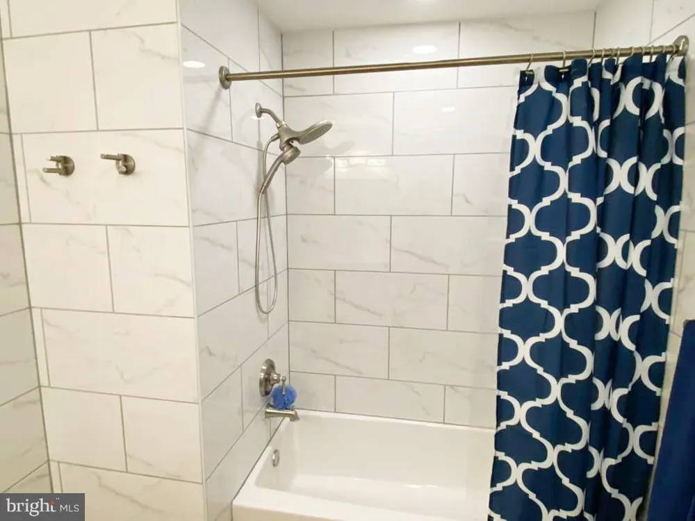 1630 WELSH ROAD #40E Philadelphia, PA 19115