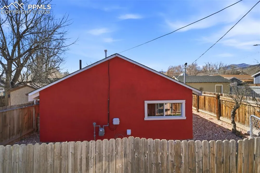 315 W Monument Street Colorado Springs, CO 80905