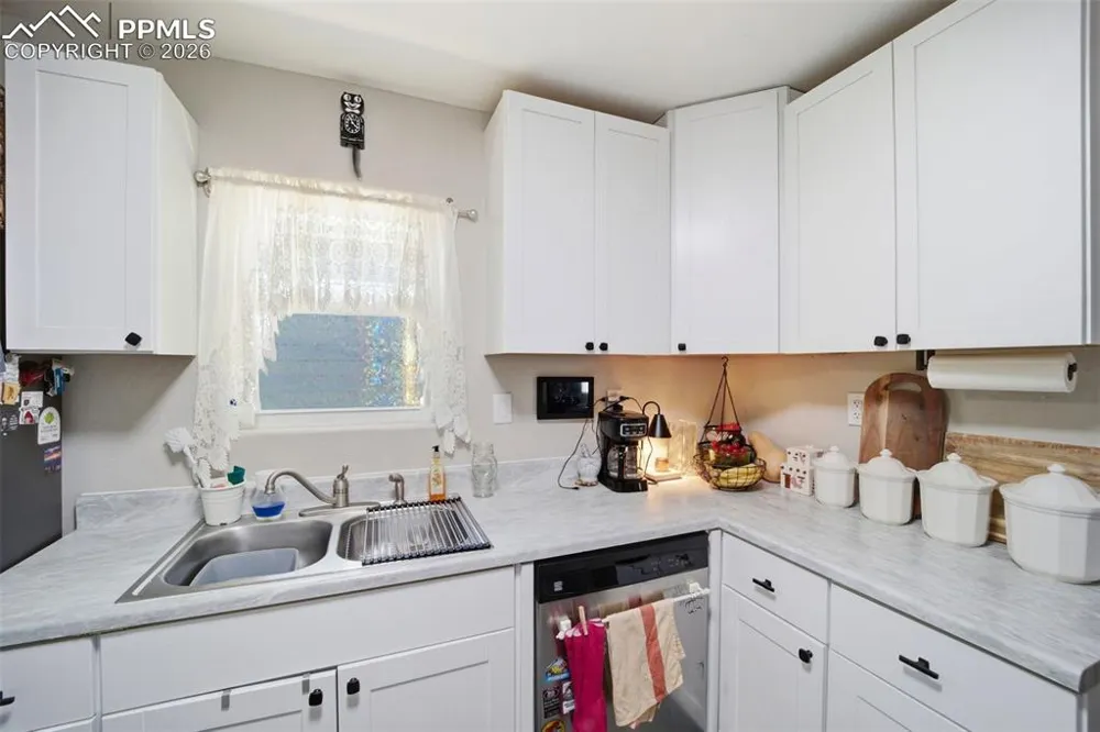 315 W Monument Street Colorado Springs, CO 80905