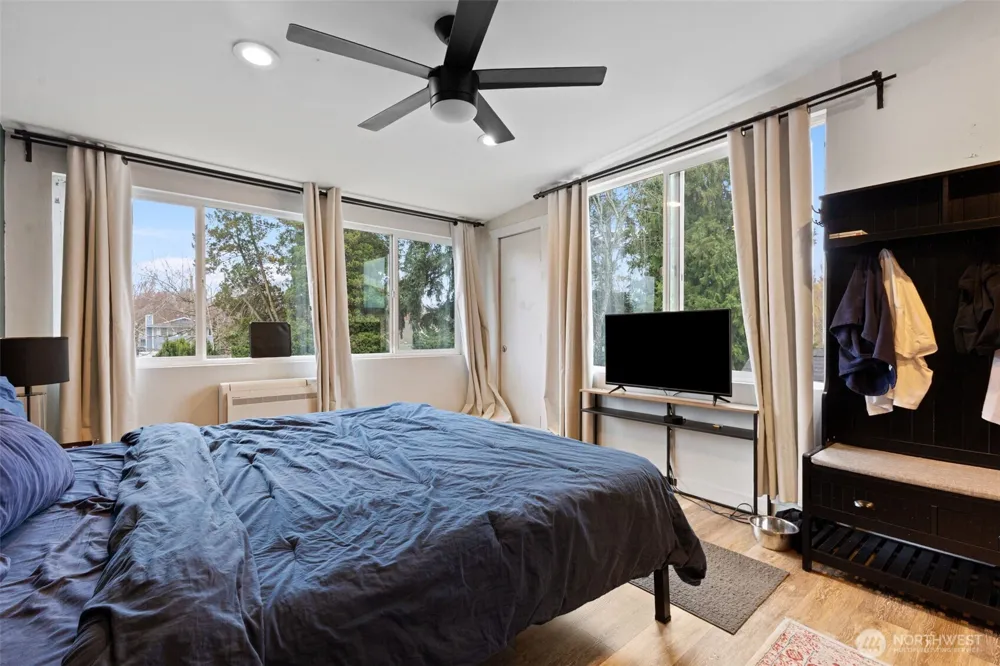 1053 S Southern Street Seattle, WA 98108