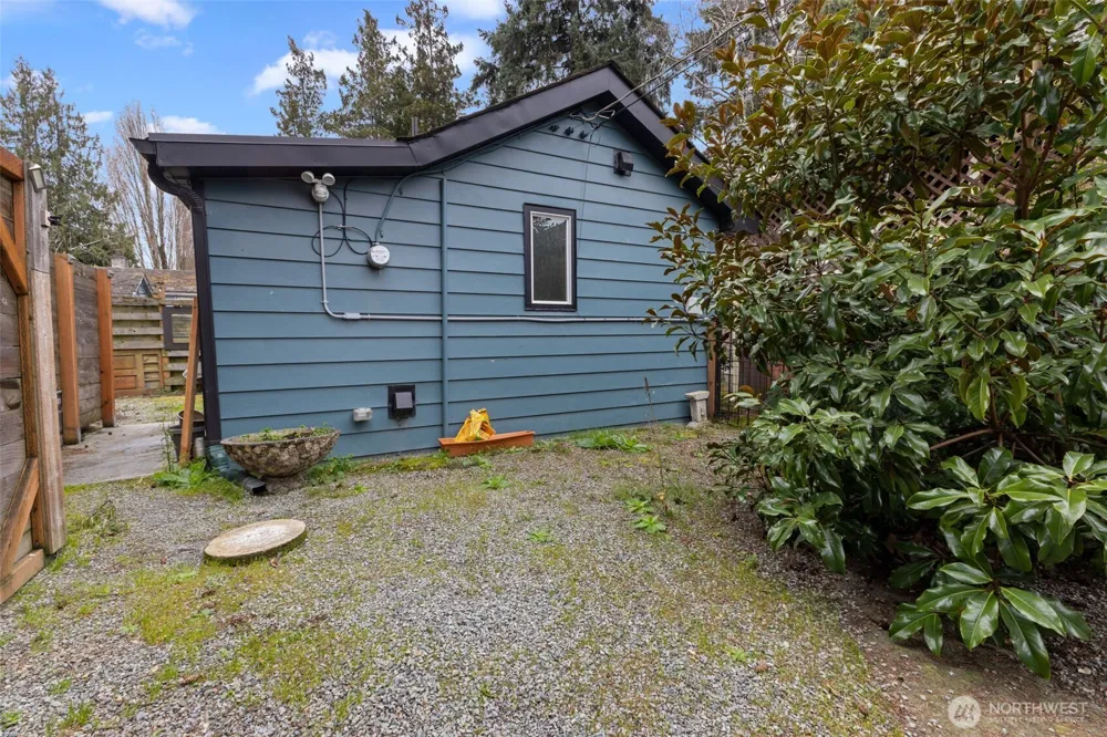 1053 S Southern Street Seattle, WA 98108