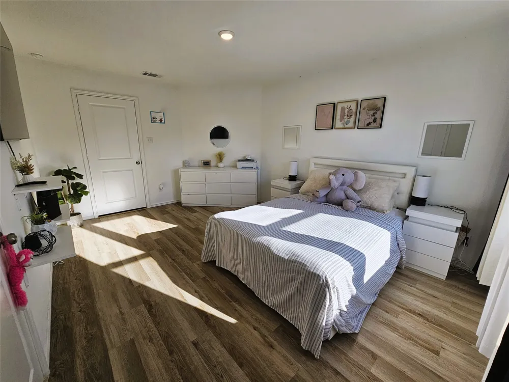 234 Canley Loop Hutto, TX 78634