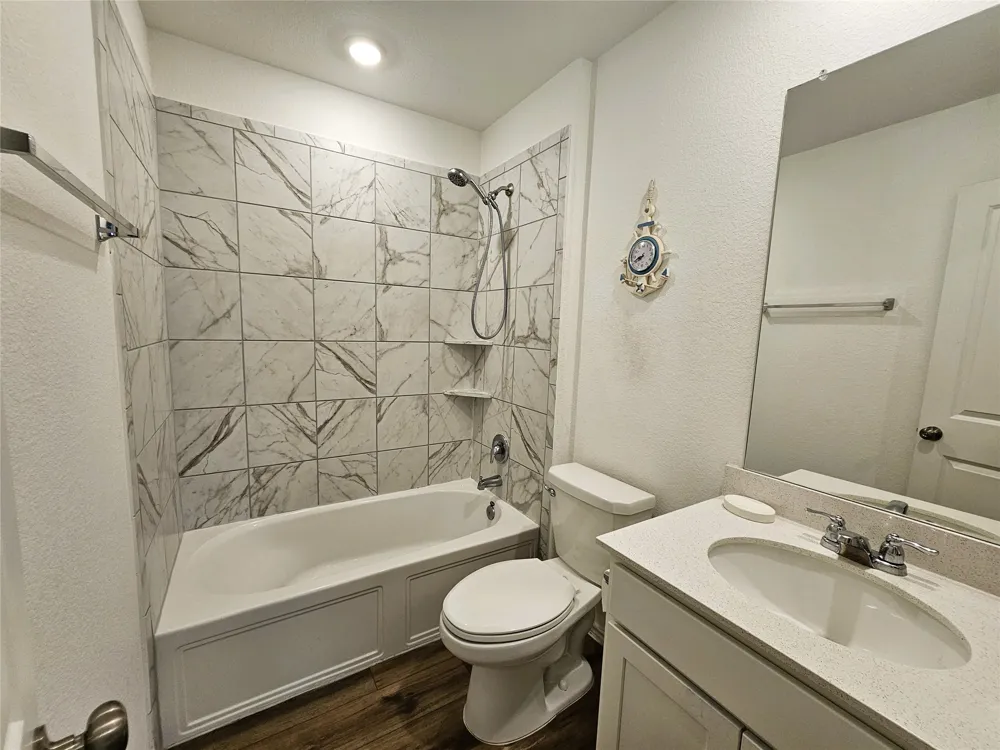 234 Canley Loop Hutto, TX 78634